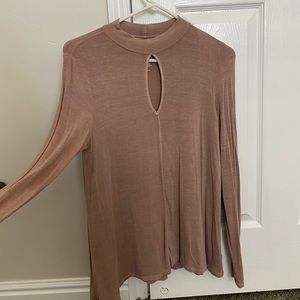 Tan long sleeve! Lightly worn.